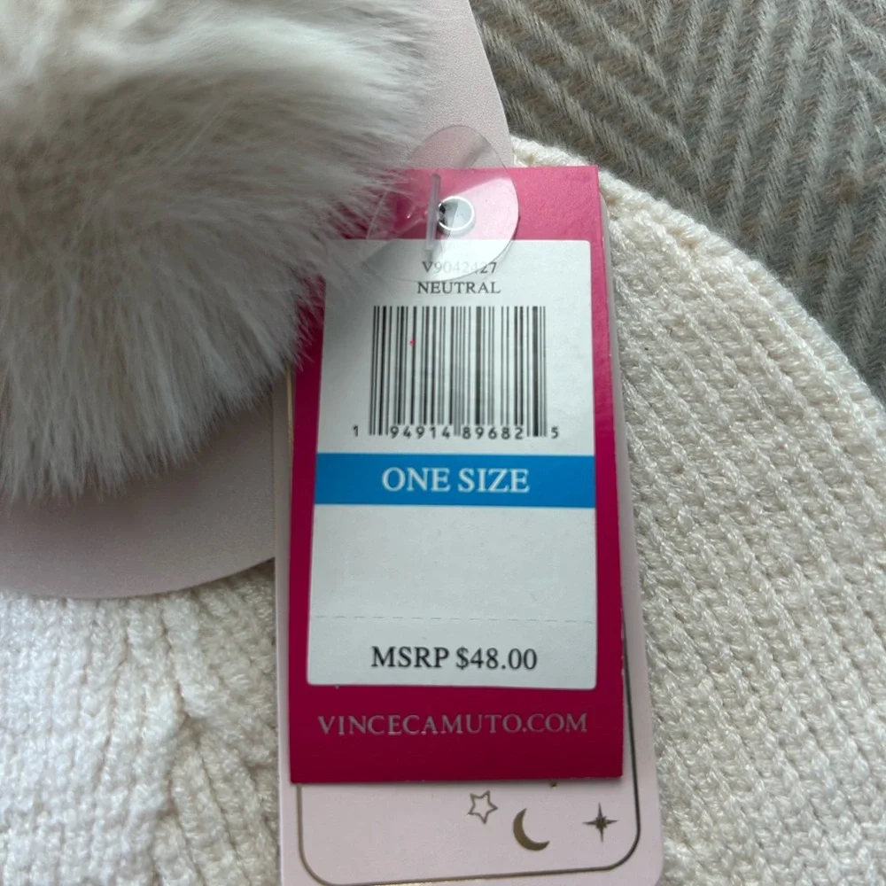 Vince Camuto Cream and Gray Knit Beanie and Scarf Set - Picture 3 of 3